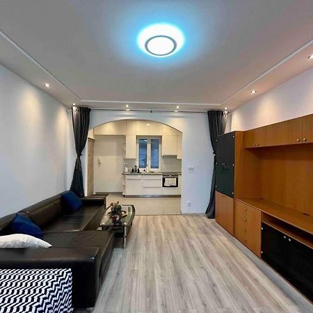 Modern Flat In Central Prag Exterior foto